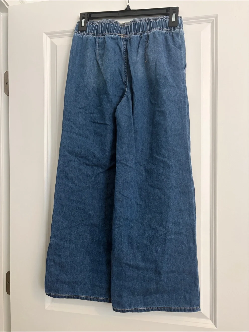 NWOT Old Navy Wide Leg Pull-On Jeans - Blue - Picture 2 of 2